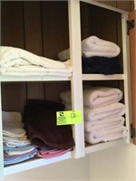 Group of assorted towels
