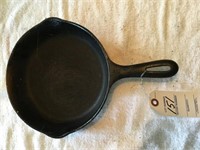 9" cast iron frying pan (made in USA)