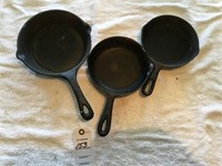 old mountain 7 1/2" & 2 - 6 1/2" cast iron frying