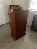 Wood Podium