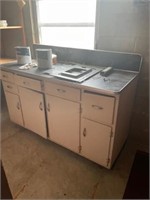 Primitive kitchen base cabinet w/ doors & drawers