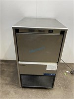 ITV NG95A Under Counter Ice Machine