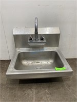 Stainless Steel Wall Mount Handsink W/ Faucet
