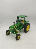 JD 4230 diesel with roll gard 1/16