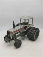 white 2-180 tractor with duals  1/16