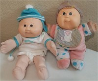 403 - LOT OF 2 COLLECTOR DOLLS