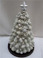 Decorative Christmas Tree by Lincolnshine