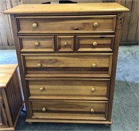 STANLEY FURNITURE PINE 5 DRAWER CHEST