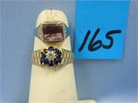 14kt - Y/G 2.2gr. Ring w/ Purple Stone Size 5 -