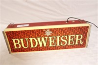 Vintage Budweiser Illuminated Pub Sign