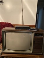 Vintage Zenith TV works!