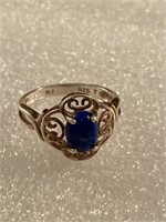 Sterling Silver 925 Ladies Ring
Size 6?