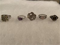 Quality Ladies Costume Rings 
Size 6?