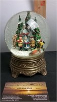 Musical Christmas Snow Globe