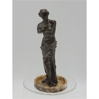 A Very Fine Antique Bronze Sculpture Venus