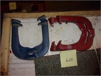 Set of horse shoes for playing