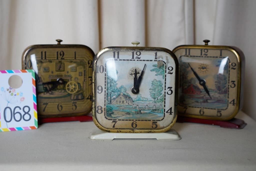 Miss Nell's Collectible Clocks