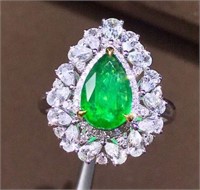 1.5ct natural Colombian emerald ring in 18k gold