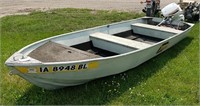 14' Boat w/ Johnson 15HP Engine-Runs