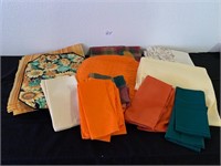 Table Cloth, Placemats, Napkins, Runner