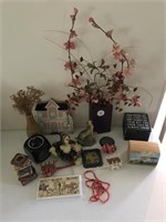 Lot of Decorative Household Accessories