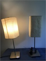 Pr Lamps with Shades