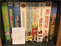 44 VHS classic movies