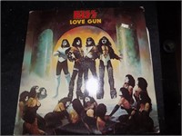 Kiss Love Gun