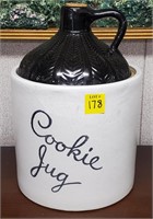 Monmouth Ill, USA Cookie Jug Cookie Jar