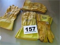 4 PAIR OF LEATHER WORK GLOVES