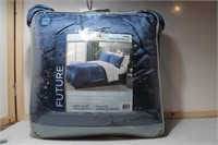 New Plush 3 pc reversible comforter set