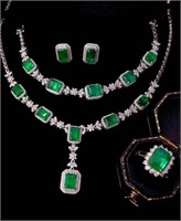 21ct Colombian Emerald Necklace 18K Gold