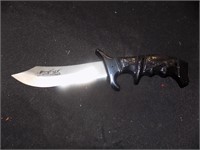 Black Knife decrotive handle