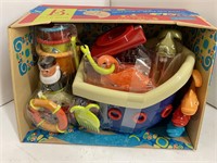 B. Fish & Slish 13 Pc Bath Toy Set