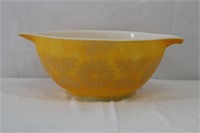 Vintage Daisy Yellow/Orange Pyrex Bowl