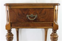 Vintage Wood End Table W/ Drawer
