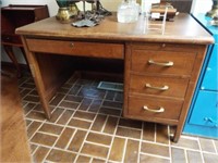 Wood Desk, 4 drawer