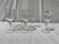 6 small Wine glasses
