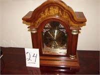 Battery Operated Mantel Clock with Westminster