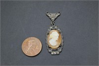 Vintage Sterling Silver Cameo Pendant