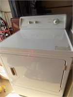 clean electric dryer