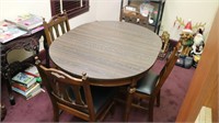 MCM / Mission Style . Dining Room Set Small (4)