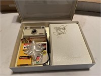 6 Newlywed Camera Gift Kits