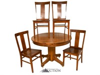 Antique Oak Table & (4) Oak T-Back Chairs