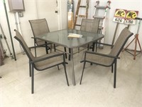 patio table 42x42x29 & 4 chairs