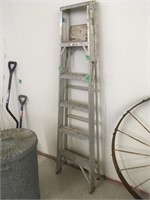 6' aluminum ladder