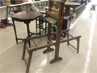 1901 wood wringer stand, great shape