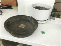 rubber feed pan, & flower pot