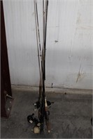 4 PIECE PUSH BUTTON REELS AND RODS