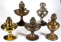 ASSORTED BRASS AND METAL KEROSENE STAND LAMPS,